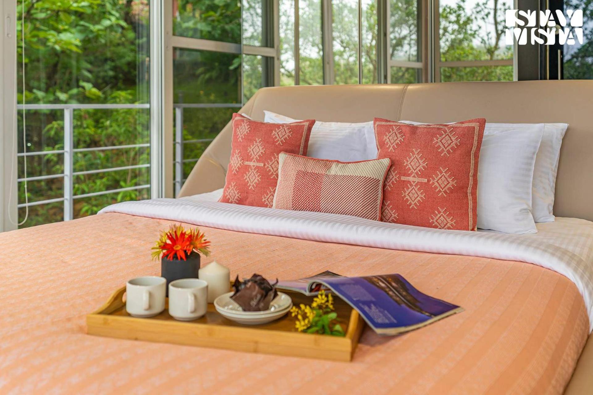 The Glasscape By Stayvista - Hillside Getaway With Pool And Indoor Games Nashik Zewnętrze zdjęcie